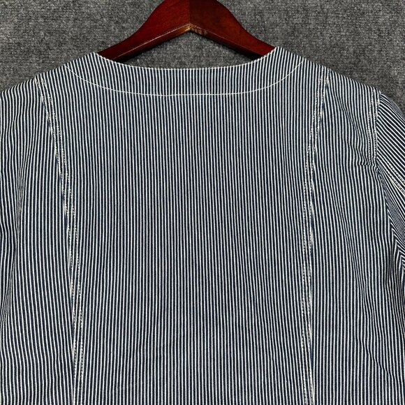 Chicos Top Womens Medium Blue Pinstripe Button Up Shacket Button Cuffs Pockets - Picture 8 of 8